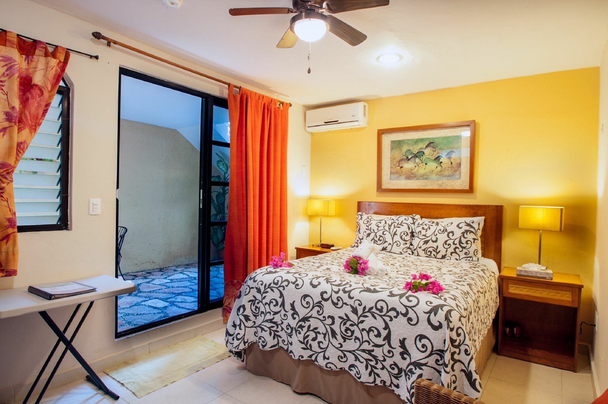 Abbey Del Sol Aparthotel Пуерто Морелос Екстериор снимка